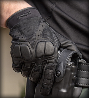 Tacticle gloves